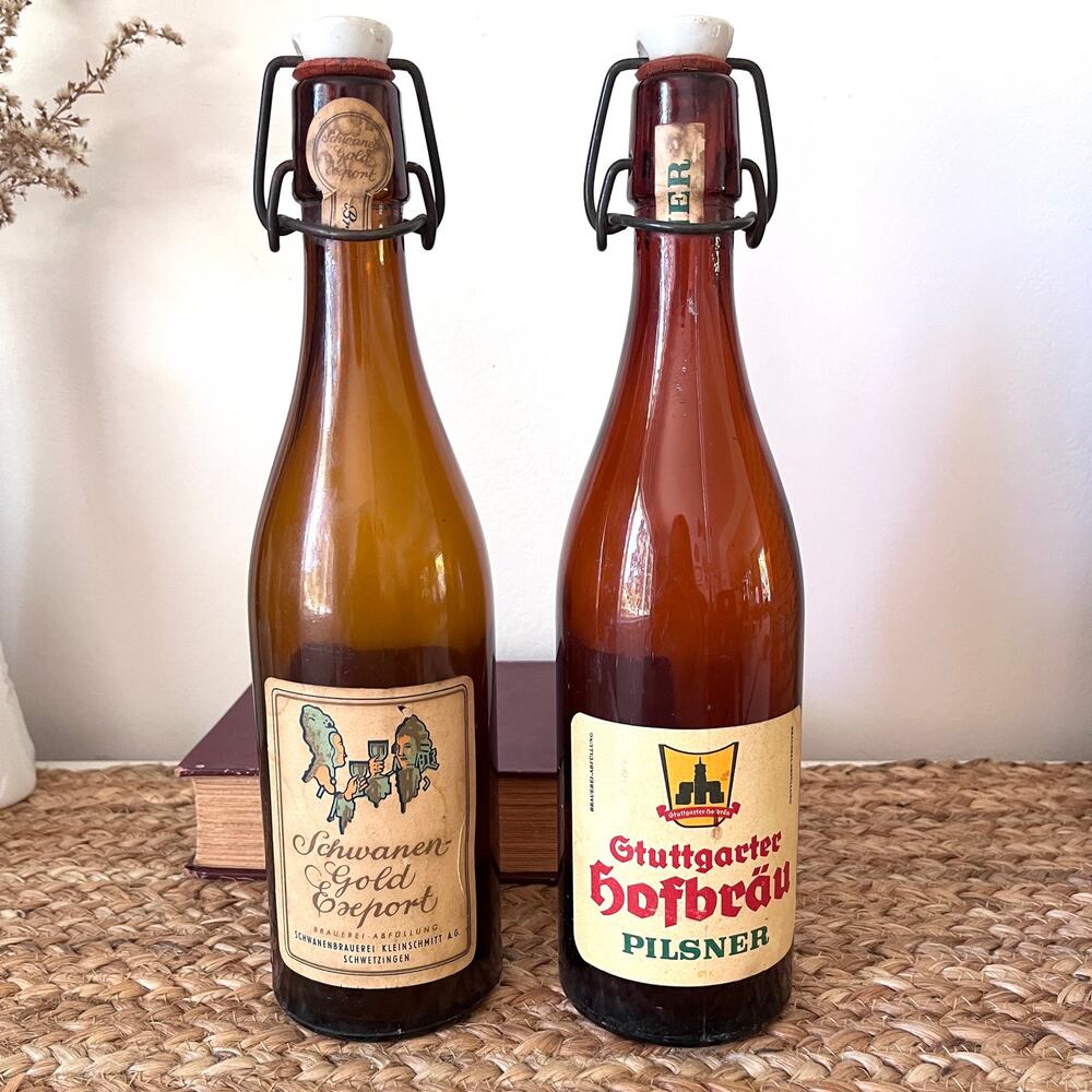 2 Vintage German Amber Glass Beer Bottles Swing-Top Scwanen Stuttgarter Hofbrau